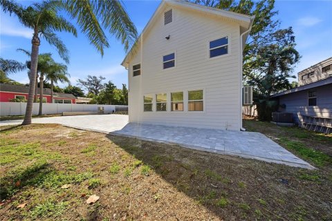 Villa ou maison à vendre à Clearwater, Floride: 3 chambres, 170.29 m2 № 2136779 - photo 9