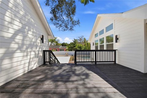 Villa ou maison à vendre à Clearwater, Floride: 3 chambres, 170.29 m2 № 2136779 - photo 20