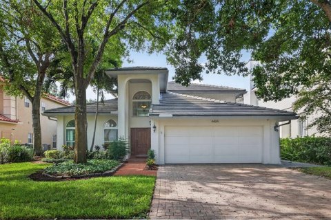 Villa ou maison à vendre à Tampa, Floride: 4 chambres, 255.85 m2 № 1904980 - photo 1