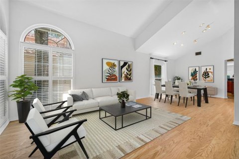 Villa ou maison à vendre à Tampa, Floride: 4 chambres, 255.85 m2 № 1904980 - photo 2
