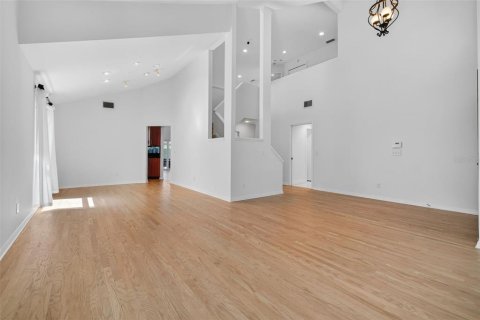 Villa ou maison à vendre à Tampa, Floride: 4 chambres, 255.85 m2 № 1904980 - photo 7