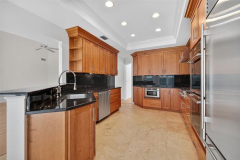 Villa ou maison à vendre à Tampa, Floride: 4 chambres, 255.85 m2 № 1904980 - photo 11
