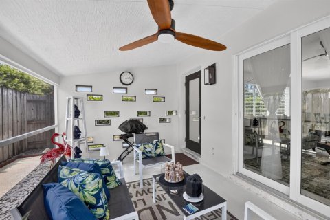 House in Fort Lauderdale, Florida 3 bedrooms, 115.38 sq.m. № 2261535 - photo 24