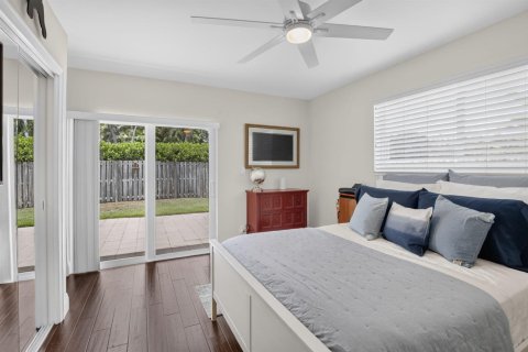 House in Fort Lauderdale, Florida 3 bedrooms, 115.38 sq.m. № 2261535 - photo 13