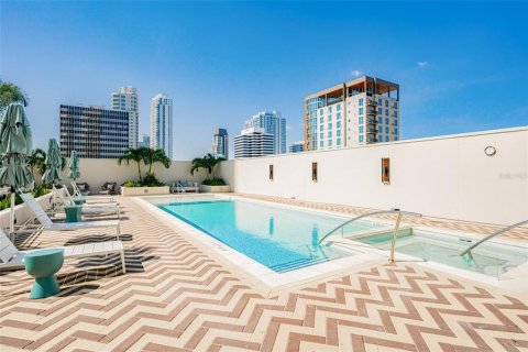 Condominio en venta en Saint Petersburg, Florida, 3 dormitorios, 200.3 m2 № 1898523 - foto 18