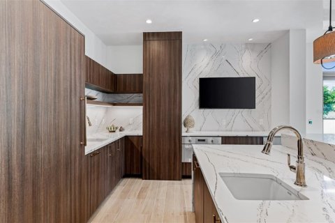 Condominio en venta en Saint Petersburg, Florida, 3 dormitorios, 200.3 m2 № 1898523 - foto 15