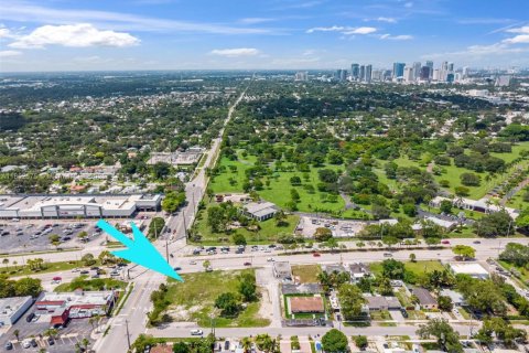 Propiedad comercial en venta en Fort Lauderdale, Florida № 1859115 - foto 22