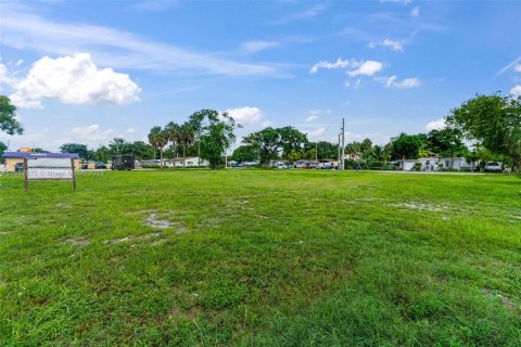 Propiedad comercial en venta en Fort Lauderdale, Florida № 1859115 - foto 14