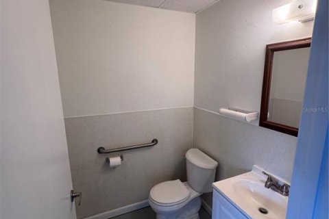 Commercial property in Edgewater, Florida 74.32 sq.m. № 2099421 - photo 12