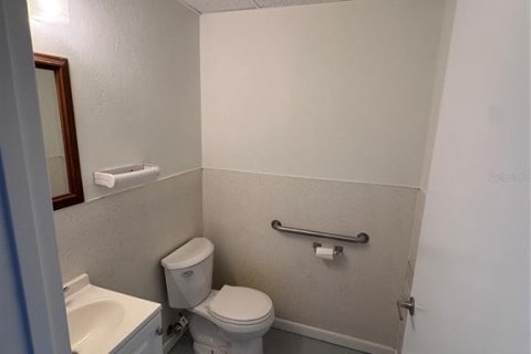 Commercial property in Edgewater, Florida 74.32 sq.m. № 2099421 - photo 11