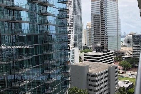 Condo in Miami, Florida, 1 bedroom № 2177717 - photo 16