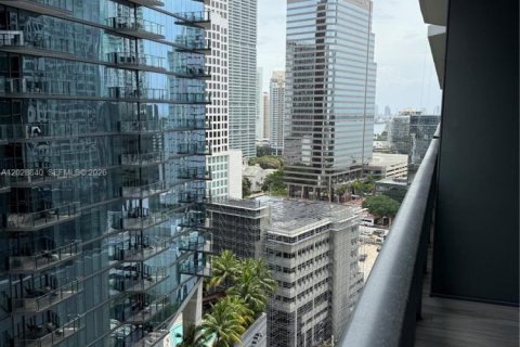 Condo in Miami, Florida, 1 bedroom № 2177717 - photo 19