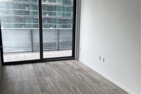 Condo in Miami, Florida, 1 bedroom № 2177717 - photo 8