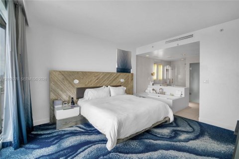 Condo in Fort Lauderdale, Florida, 1 bedroom  № 2426081