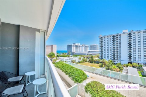 Condo in Fort Lauderdale, Florida, 1 bedroom  № 2426081 - photo 7