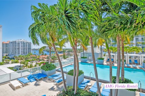 Condo in Fort Lauderdale, Florida, 1 bedroom  № 2426081 - photo 11
