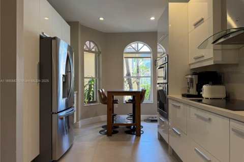 Townhouse in Aventura, Florida 3 bedrooms, 165.37 sq.m. № 1943854 - photo 10