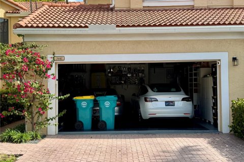 Townhouse in Aventura, Florida 3 bedrooms, 165.37 sq.m. № 1943854 - photo 2