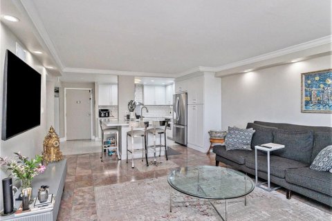 Condo in Tampa, Florida, 3 bedrooms  № 1630914 - photo 26