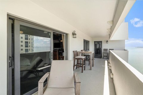 Condo in Tampa, Florida, 3 bedrooms  № 1630914 - photo 21