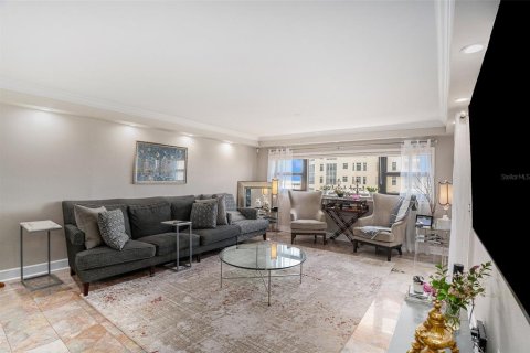 Condo in Tampa, Florida, 3 bedrooms  № 1630914 - photo 14