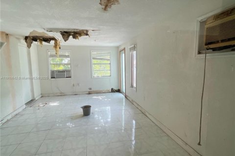 Casa en venta en Miramar, Florida, 3 dormitorios, 151.06 m2 № 1966949 - foto 20