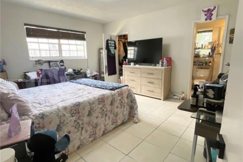 Casa en venta en Miramar, Florida, 3 dormitorios, 151.06 m2 № 1966949 - foto 15