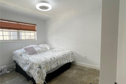 Casa en venta en Miramar, Florida, 3 dormitorios, 151.06 m2 № 1966949 - foto 12