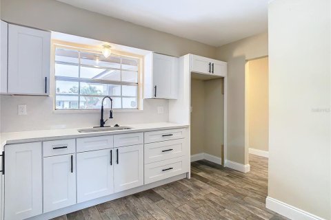 Casa en venta en Tarpon Springs, Florida, 3 dormitorios, 125.42 m2 № 1569695 - foto 16