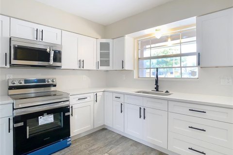 Casa en venta en Tarpon Springs, Florida, 3 dormitorios, 125.42 m2 № 1569695 - foto 10