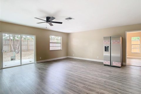 Casa en venta en Tarpon Springs, Florida, 3 dormitorios, 125.42 m2 № 1569695 - foto 18