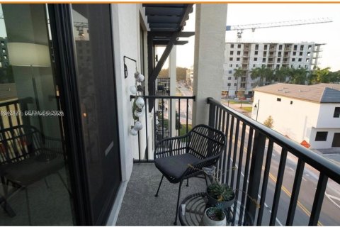 Condo in Doral, Florida, 1 bedroom  № 1999774 - photo 11