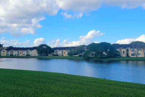 Condominio en alquiler en Sunrise, Florida, 2 dormitorios, 98.94 m2 № 2047623 - foto 16