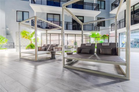 Снять в аренду виллу или дом в Майами, Флорида № 2025298 - фото 17