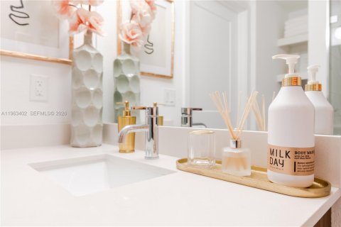 Снять в аренду виллу или дом в Майами, Флорида № 2025298 - фото 11