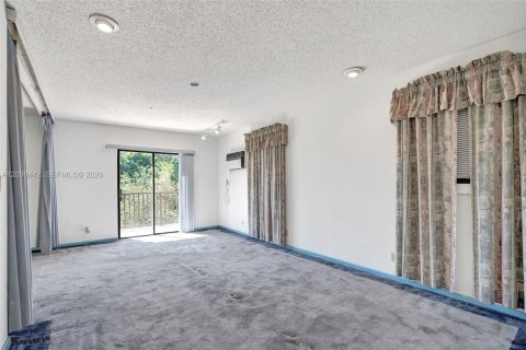 Villa ou maison à vendre à West Park, Floride: 5 chambres, 272.58 m2 № 2397415 - photo 23