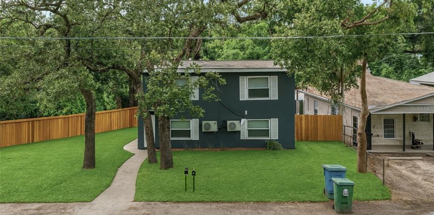 House in Tampa, Florida 5 bedrooms, 158.68 sq.m. № 1866841