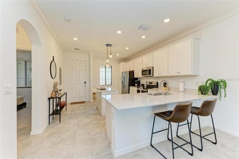 Condo in Bradenton, Florida, 2 bedrooms in LAKEWOOD NATIONAL  № 1371195 - photo 6