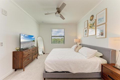 Condo in Bradenton, Florida, 2 bedrooms in LAKEWOOD NATIONAL  № 1371195 - photo 25