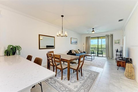 Condo in Bradenton, Florida, 2 bedrooms in LAKEWOOD NATIONAL  № 1371195 - photo 15