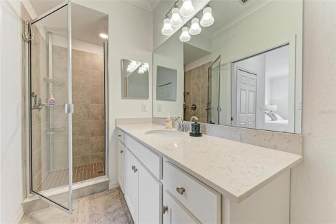 Condo in Bradenton, Florida, 2 bedrooms in LAKEWOOD NATIONAL  № 1371195 - photo 29