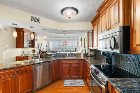 Copropriété à louer à Saint Petersburg, Floride: 2 chambres, 116.59 m2 № 2097546 - photo 8