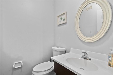 Condo in Deerfield Beach, Florida, 2 bedrooms  № 2178212 - photo 16