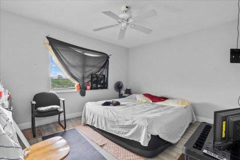 Condo in Deerfield Beach, Florida, 2 bedrooms  № 2178212 - photo 17