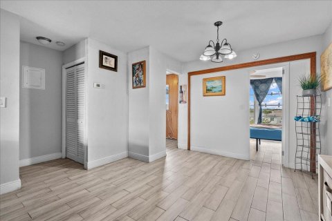 Condo in Deerfield Beach, Florida, 2 bedrooms  № 2178212 - photo 7