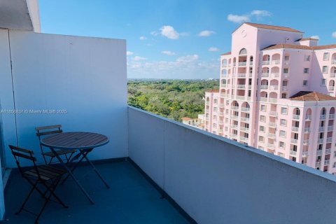 Condo in Coral Gables, Florida  № 1890548 - photo 8
