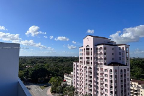 Condo in Coral Gables, Florida  № 1890548 - photo 9