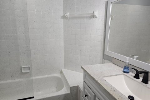 Villa ou maison à louer à Bradenton, Floride: 3 chambres, 108.88 m2 № 2215125 - photo 24