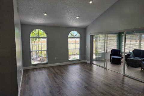 Villa ou maison à louer à Bradenton, Floride: 3 chambres, 108.88 m2 № 2215125 - photo 3