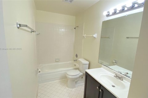 Condominio en venta en Oakland Park, Florida, 2 dormitorios, 94.76 m2 № 1892925 - foto 27